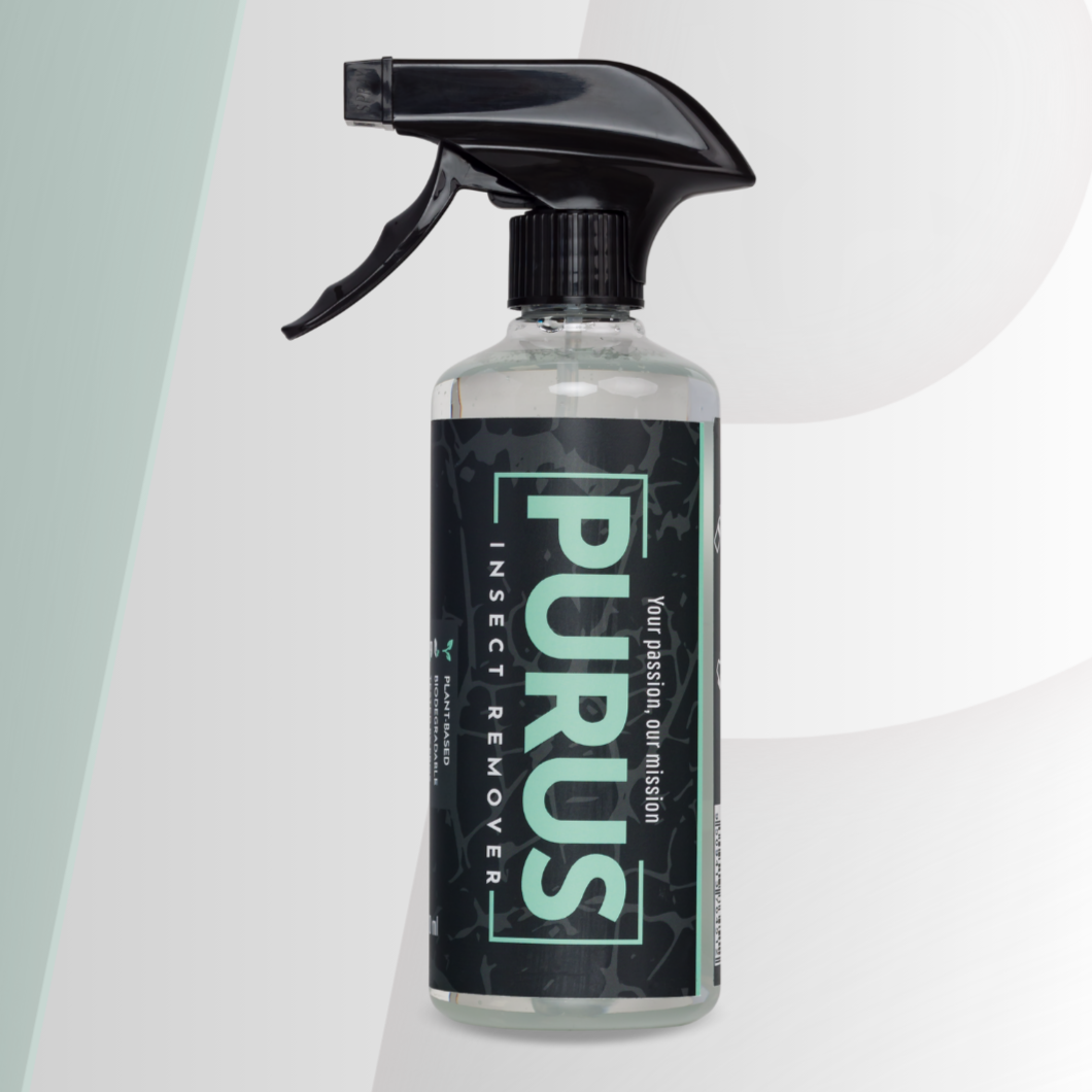 Sprayfles PURUS Insect Remover 500ml voor veilig verwijderen van insectenresten op auto carrosserie en ruiten, geschikt voor alle laktypes en gewrapte auto's.